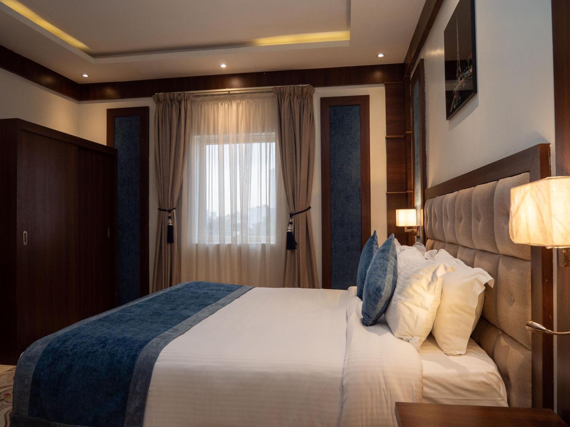 Innyar Hotel Riyadh Bagian luar foto